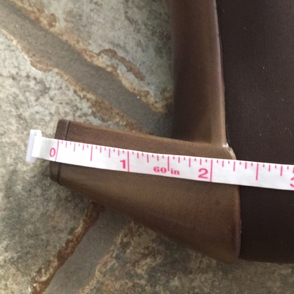 Size 38 Naot Brown pumps EUC - Picture 4 of 4